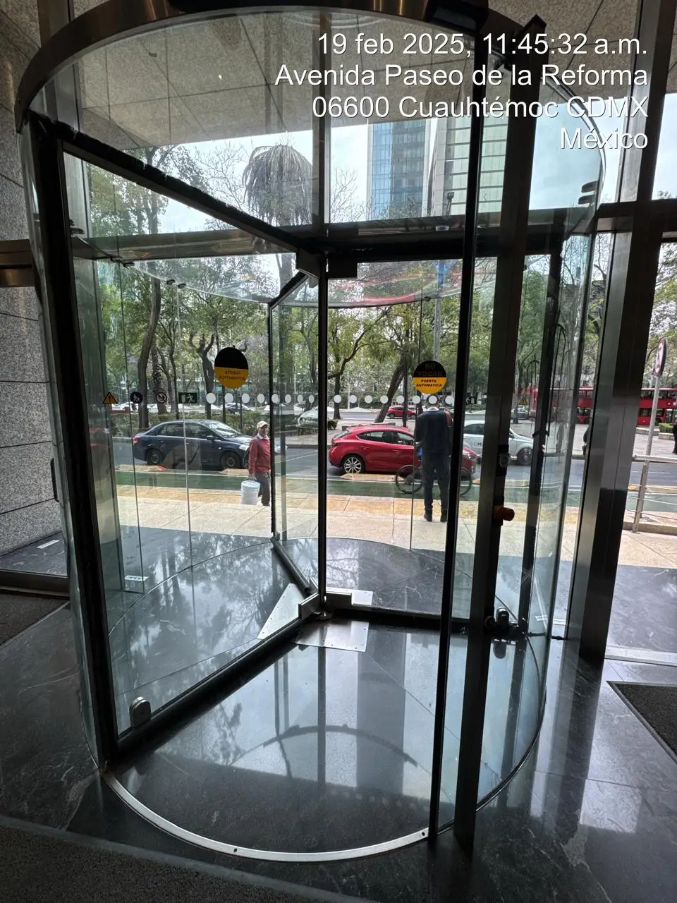 Mantenimiento a control de acceso (puerta giratoria) — foto 2
