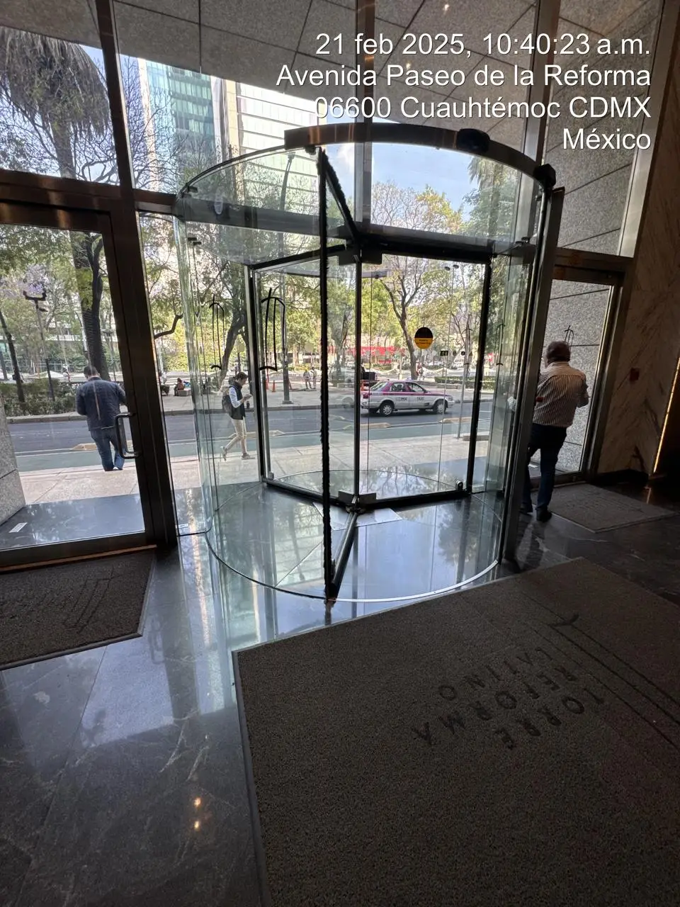 Mantenimiento a control de acceso (puerta giratoria) — foto 3