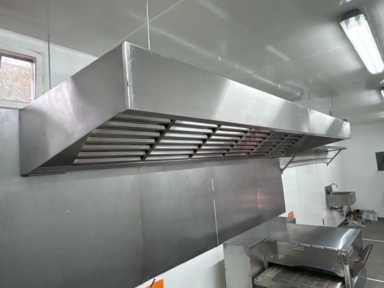 Instalación y mantenimiento de muebles de cocina industrial — foto 11