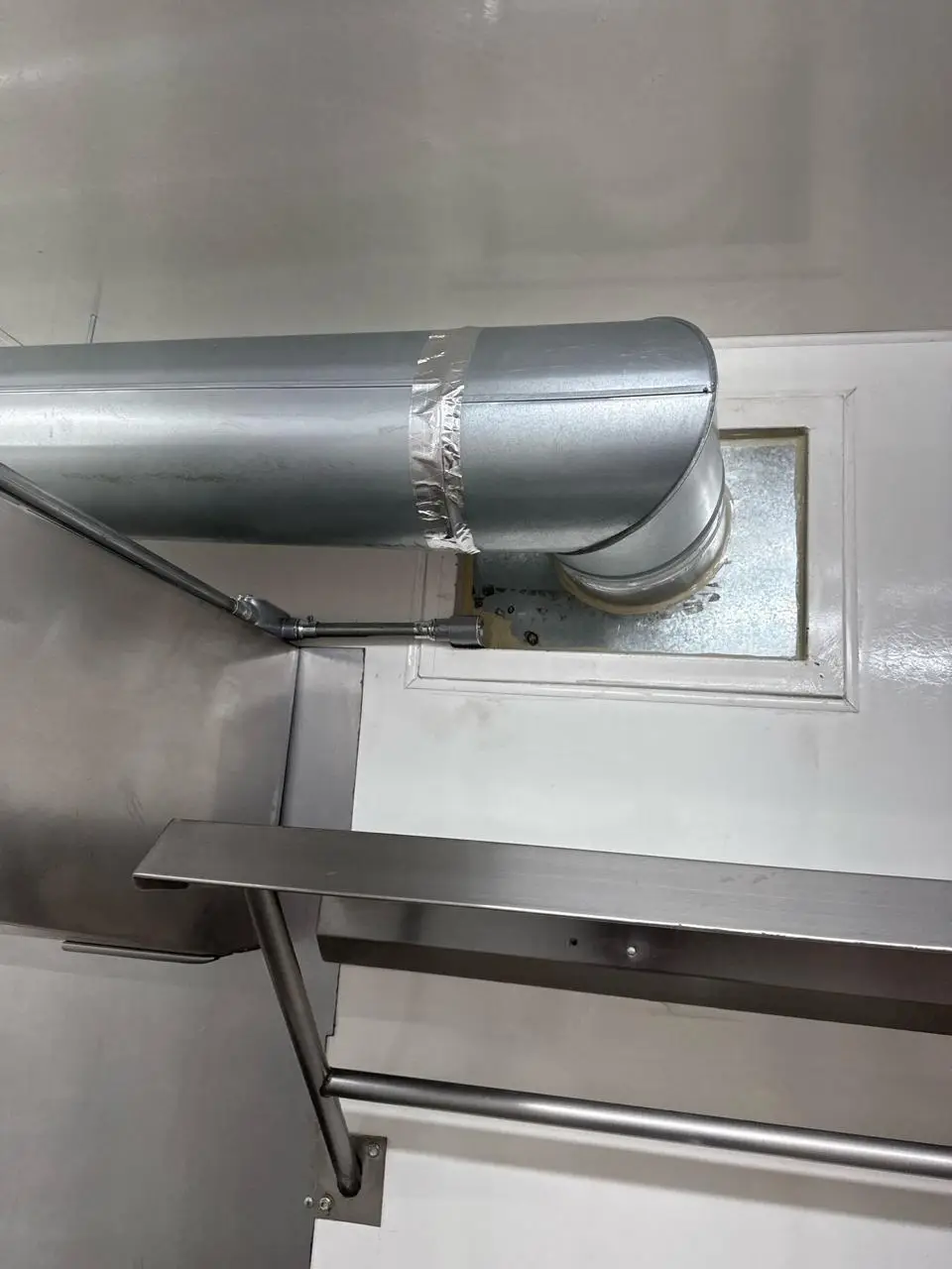Instalación y mantenimiento de muebles de cocina industrial — foto 12