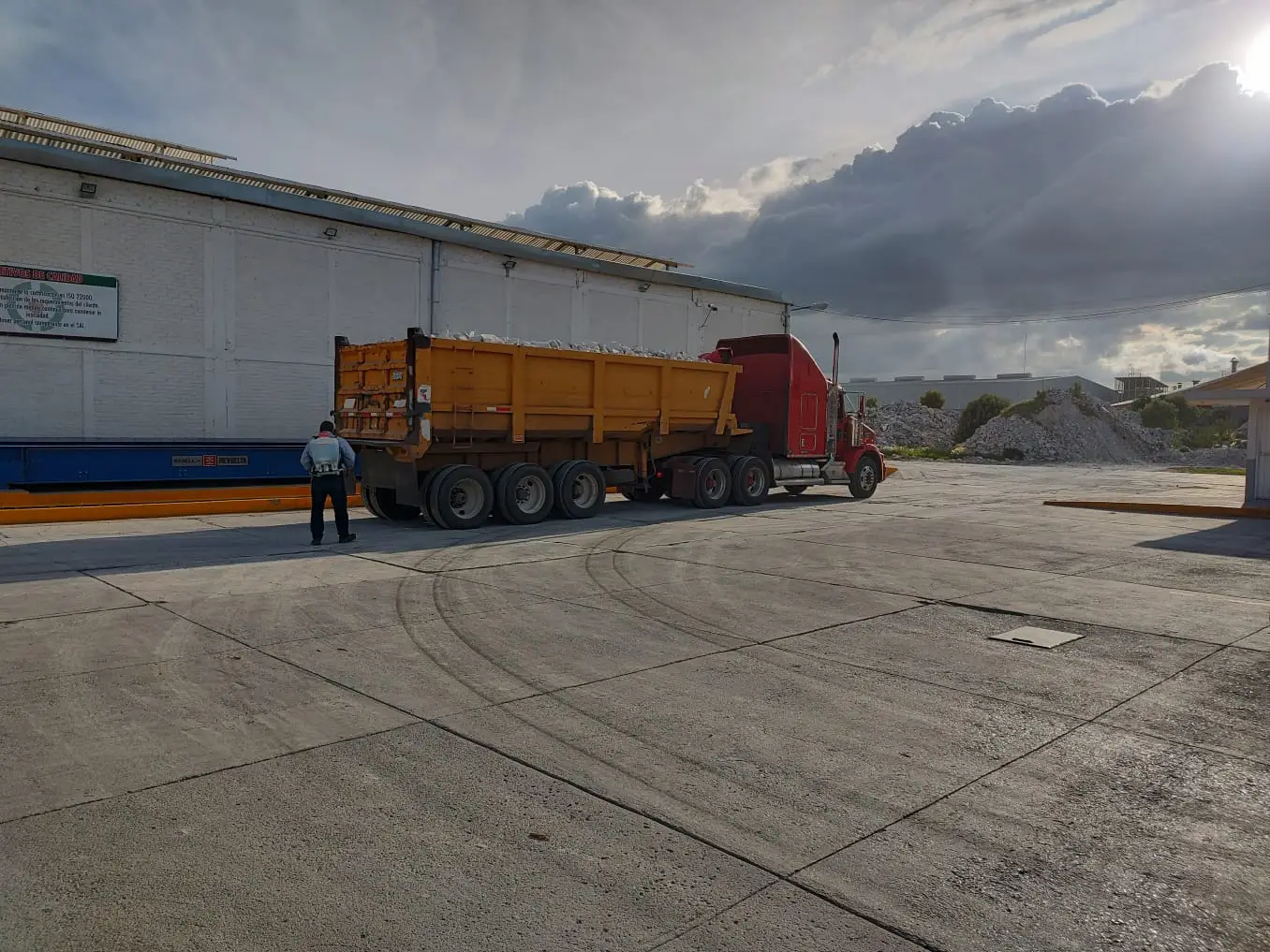 Transportación de materiales pétreos — foto 16